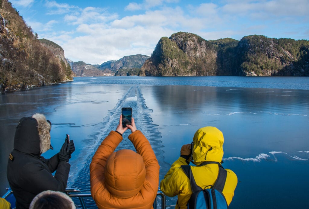 Fjordcruise til Mostraumen